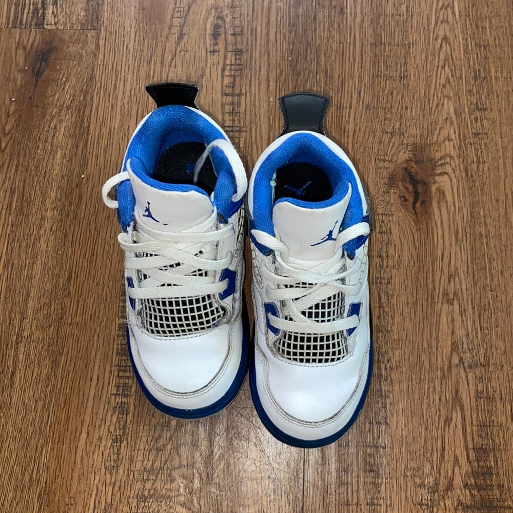 🔥JORDANS 🔥